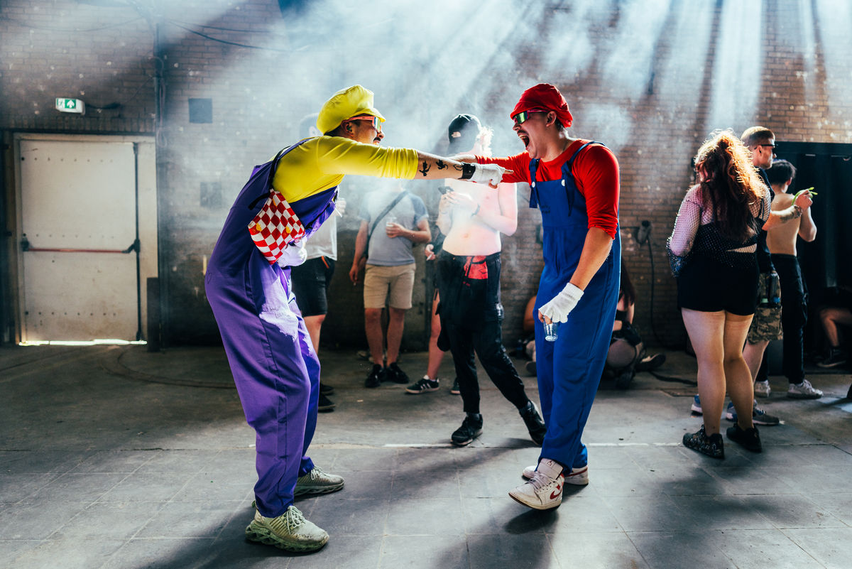 Loading... just a sec